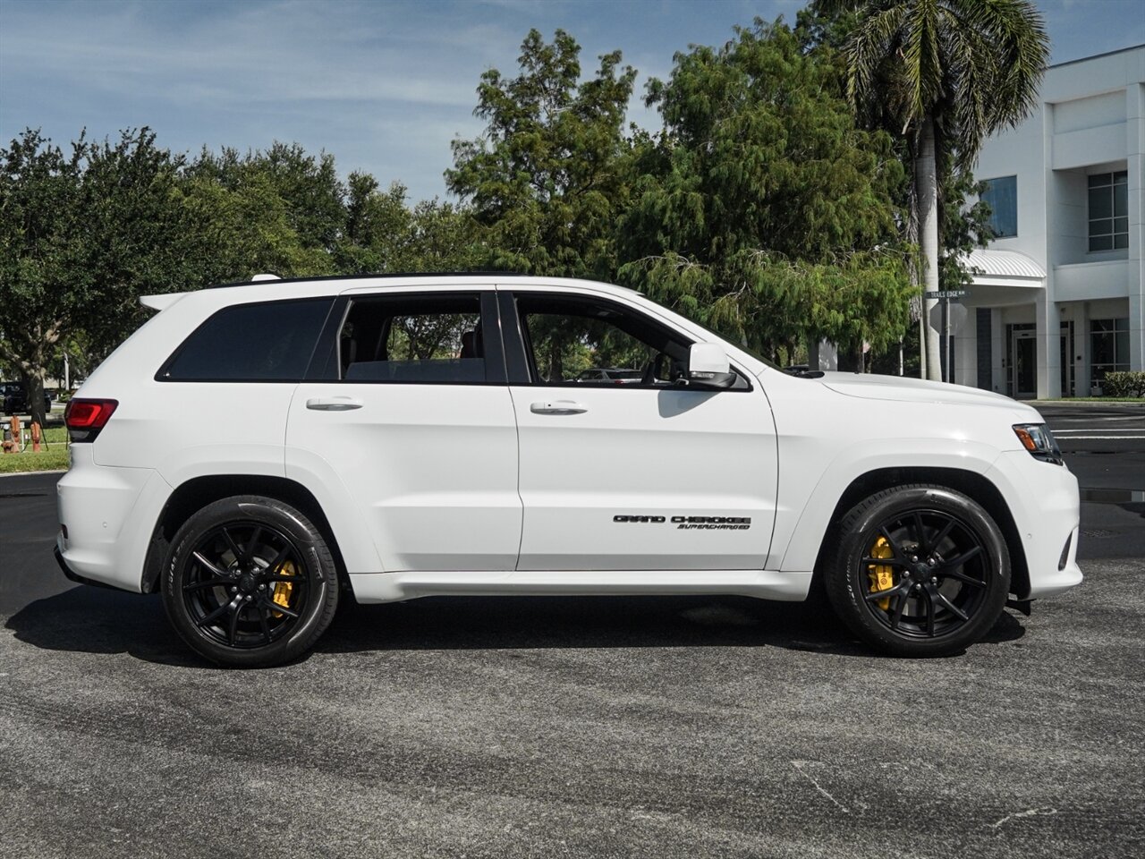 2018 Jeep Grand Cherokee Trackhawk   - Photo 69 - Bonita Springs, FL 34134