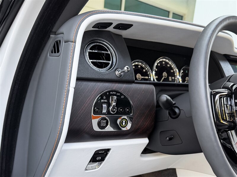 2023 Rolls-Royce Cullinan - Photo 24 - Bonita Springs, FL 34134