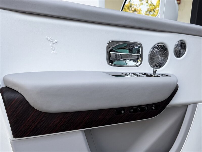 2023 Rolls-Royce Cullinan - Photo 29 - Bonita Springs, FL 34134