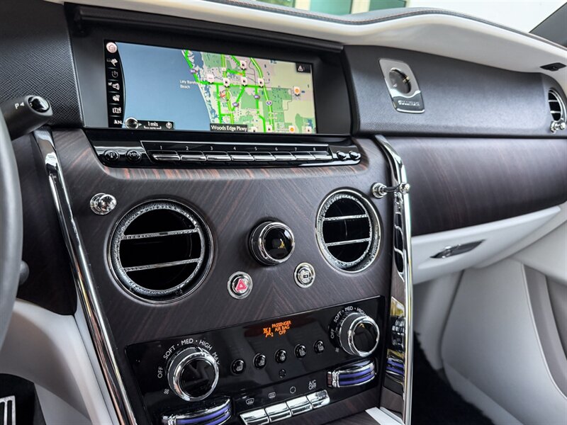 2023 Rolls-Royce Cullinan - Photo 19 - Bonita Springs, FL 34134