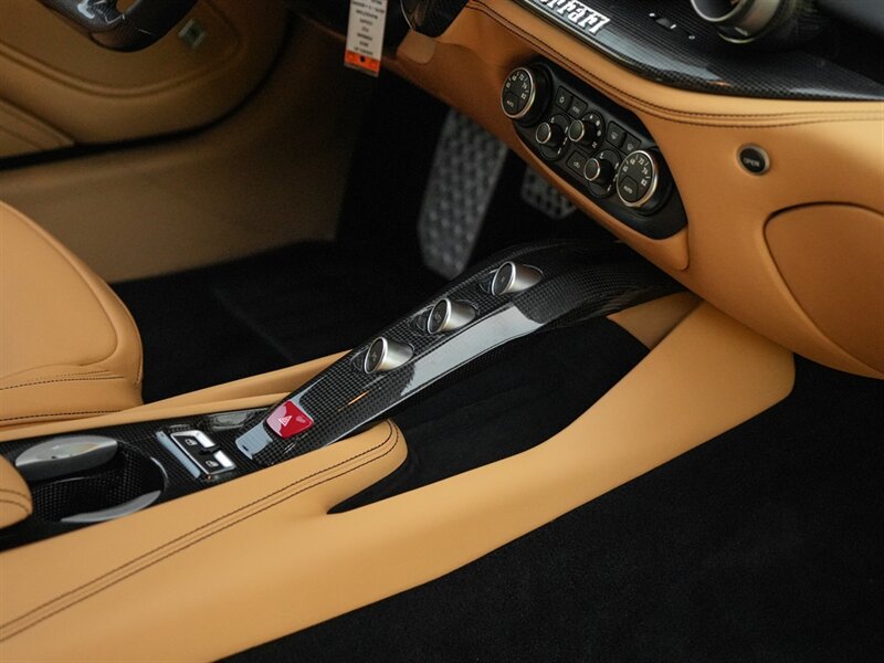 2015 Ferrari F12berlinetta   - Photo 39 - Bonita Springs, FL 34134