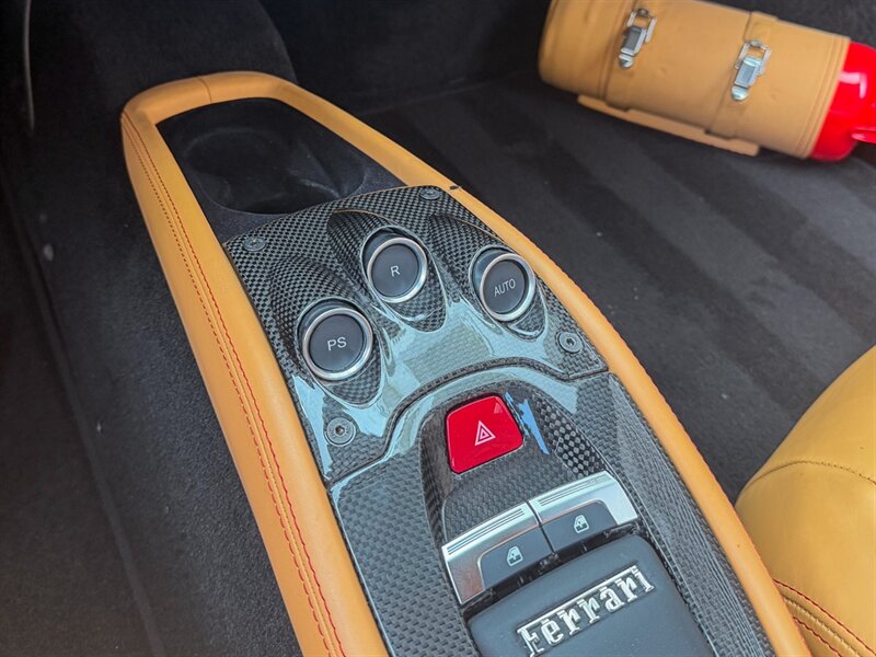 2011 Ferrari 458 Italia   - Photo 18 - Bonita Springs, FL 34134