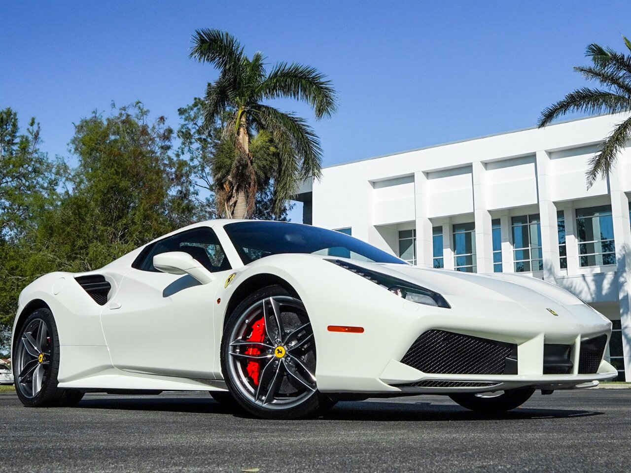 2018 Ferrari 488 Spider   - Photo 56 - Bonita Springs, FL 34134