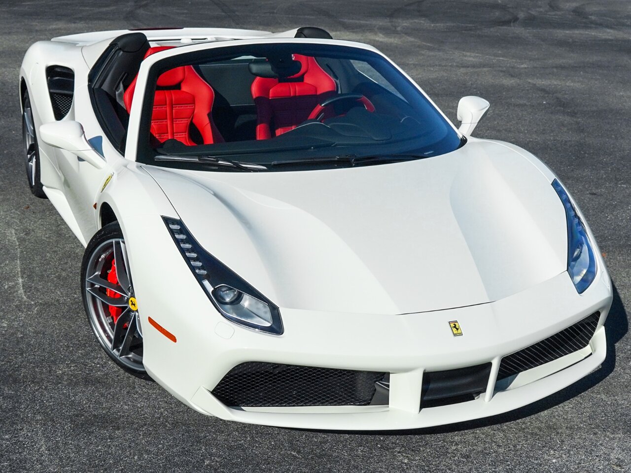 2018 Ferrari 488 Spider   - Photo 52 - Bonita Springs, FL 34134