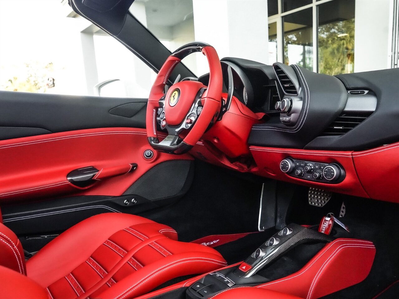 2018 Ferrari 488 Spider   - Photo 24 - Bonita Springs, FL 34134