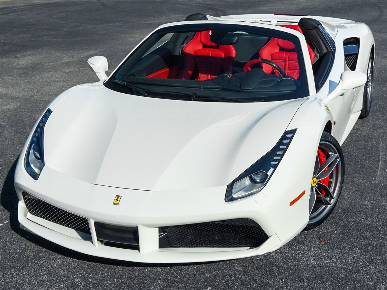 2018 Ferrari 488 Spider   - Photo 9 - Bonita Springs, FL 34134