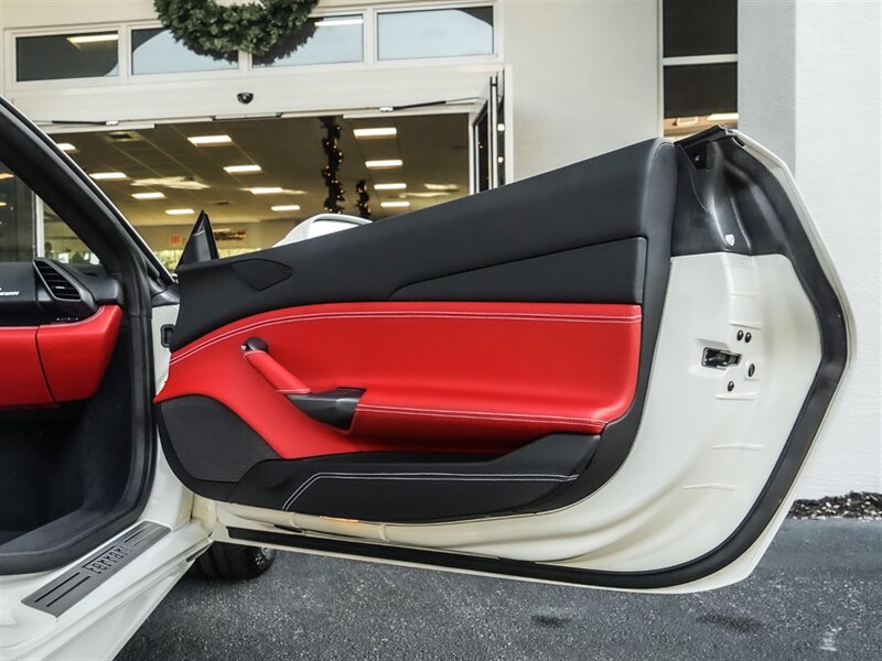 2018 Ferrari 488 Spider - Photo 23 - Bonita Springs, FL 34134