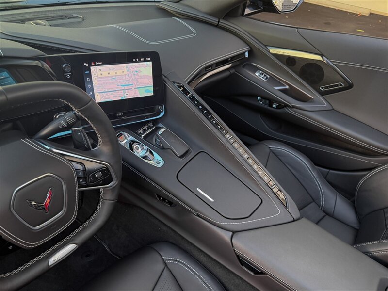 2025 Chevrolet Corvette E-Ray - Photo 14 - Bonita Springs, FL 34134
