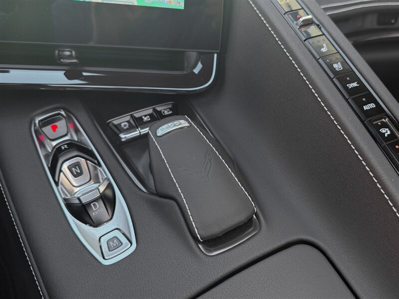 2025 Chevrolet Corvette E-Ray - Photo 17 - Bonita Springs, FL 34134