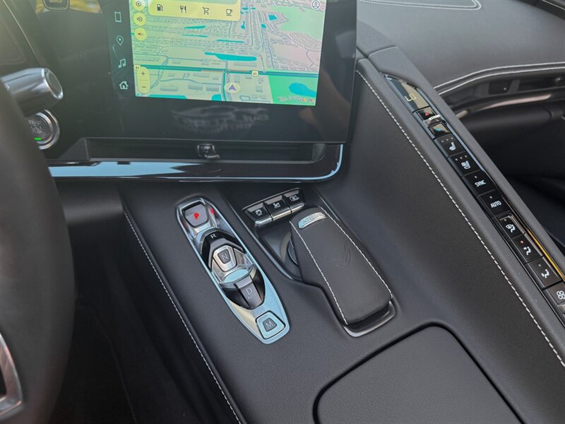 2025 Chevrolet Corvette E-Ray - Photo 16 - Bonita Springs, FL 34134