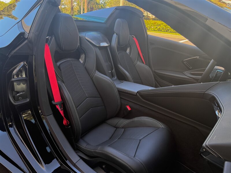 2025 Chevrolet Corvette E-Ray - Photo 31 - Bonita Springs, FL 34134