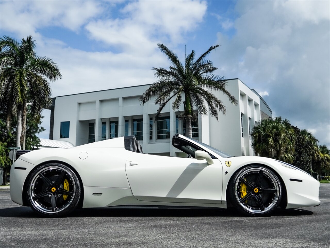 2013 Ferrari 458 Spider   - Photo 37 - Bonita Springs, FL 34134