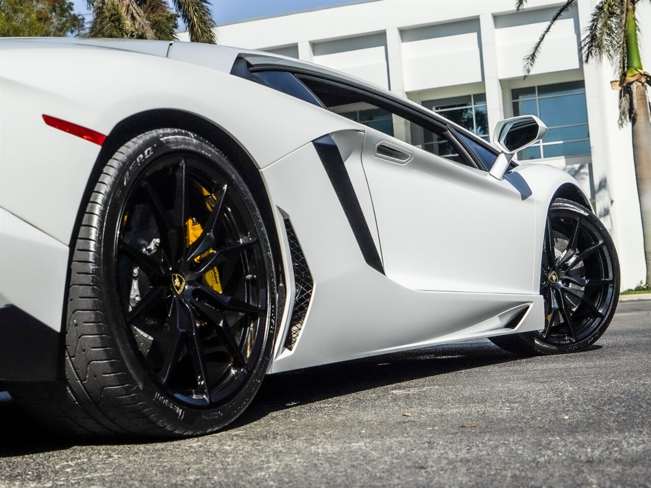 2015 Lamborghini Aventador LP 700-4   - Photo 40 - Bonita Springs, FL 34134