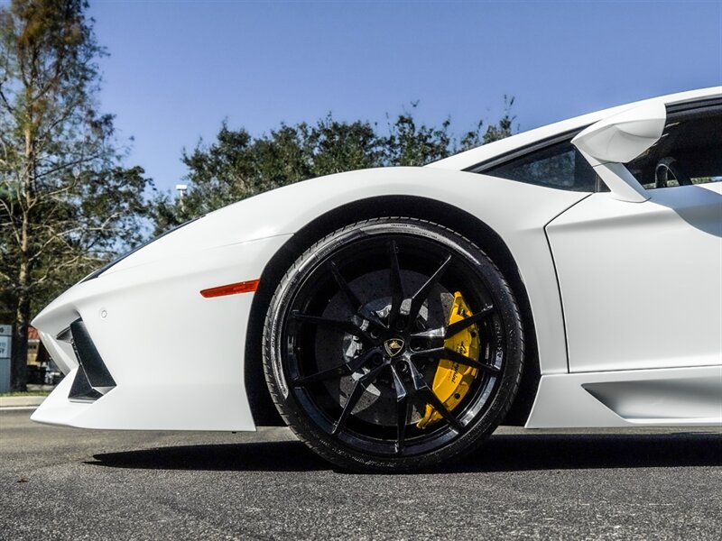 2015 Lamborghini Aventador LP 700-4 - Photo 30 - Bonita Springs, FL 34134