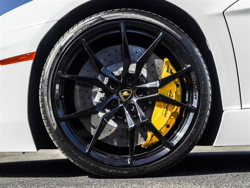 2015 Lamborghini Aventador LP 700-4 - Photo 31 - Bonita Springs, FL 34134