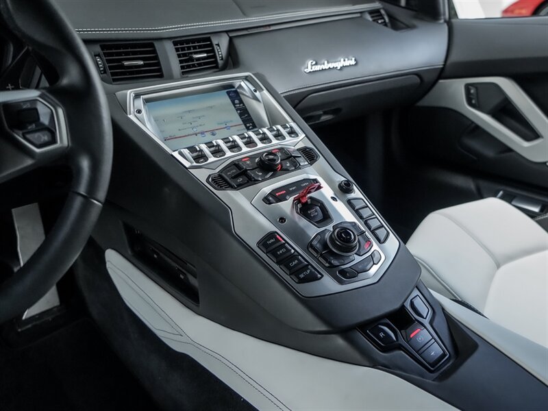 2015 Lamborghini Aventador LP 700-4 - Photo 14 - Bonita Springs, FL 34134