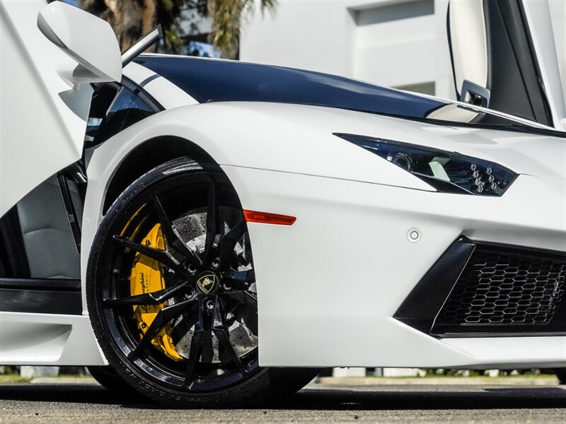 2015 Lamborghini Aventador LP 700-4 - Photo 44 - Bonita Springs, FL 34134