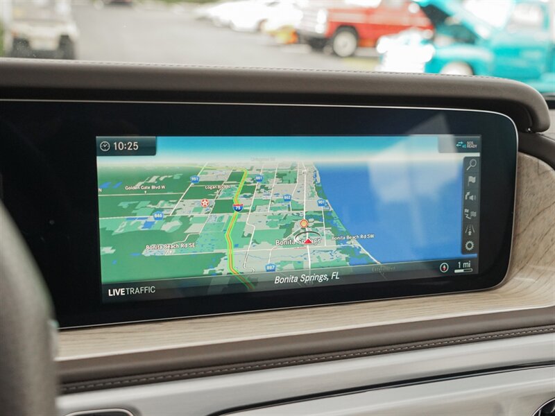 2022 Mercedes-Benz AMG G 63   - Photo 18 - Bonita Springs, FL 34134