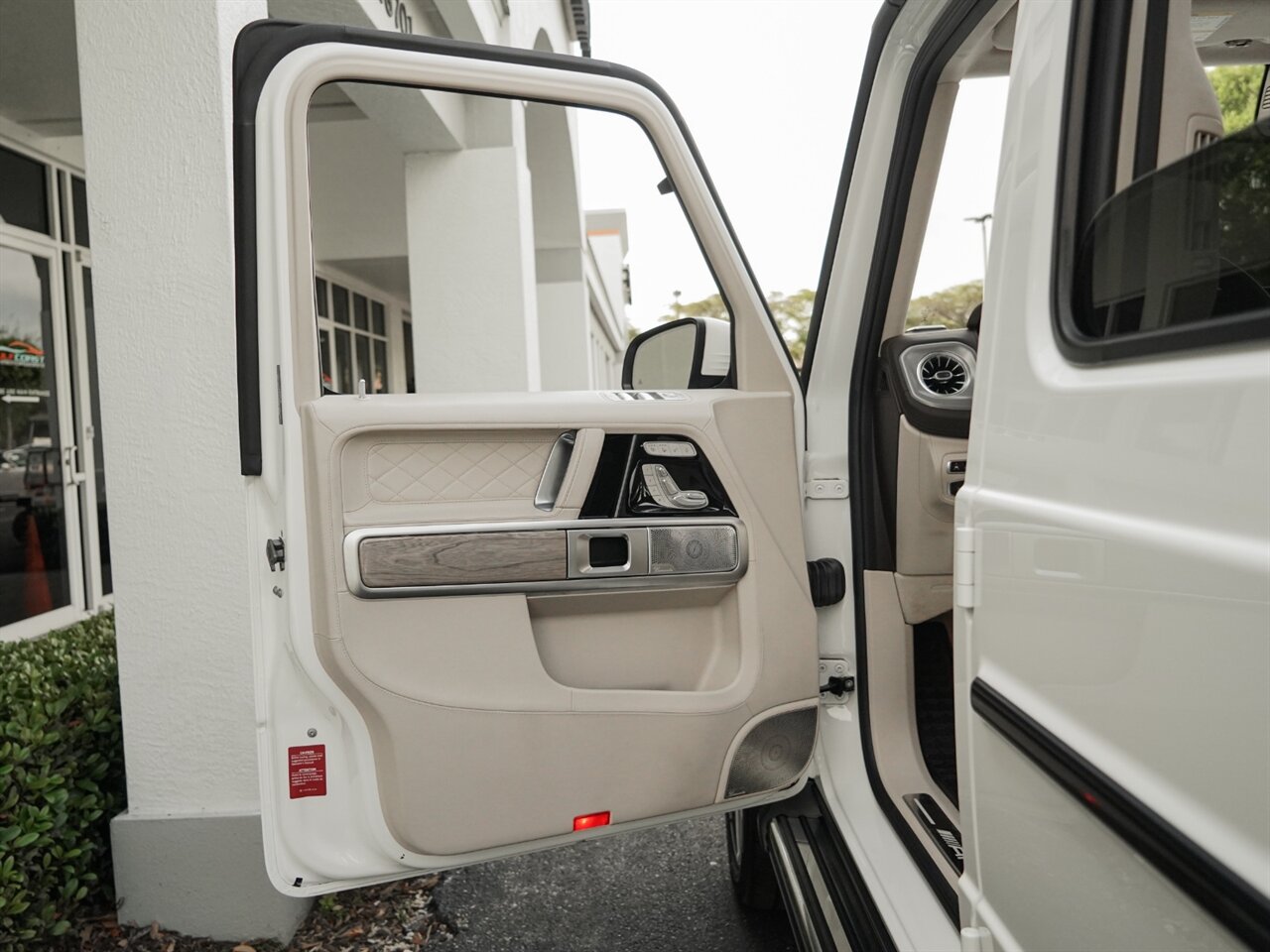 2022 Mercedes-Benz AMG G 63   - Photo 27 - Bonita Springs, FL 34134