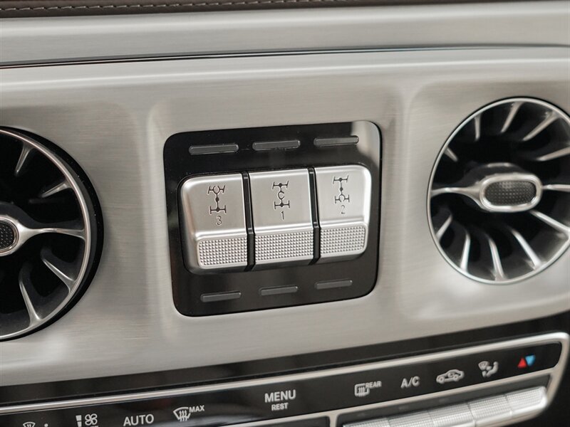 2022 Mercedes-Benz AMG G 63   - Photo 19 - Bonita Springs, FL 34134