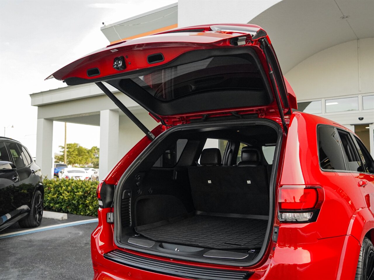 2018 Jeep Grand Cherokee Trackhawk   - Photo 45 - Bonita Springs, FL 34134