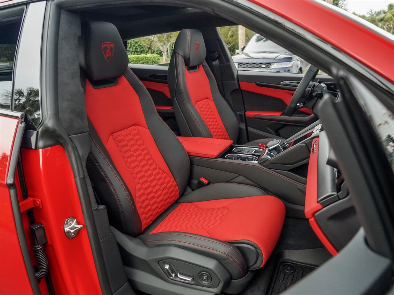 2022 Lamborghini Urus   - Photo 30 - Bonita Springs, FL 34134