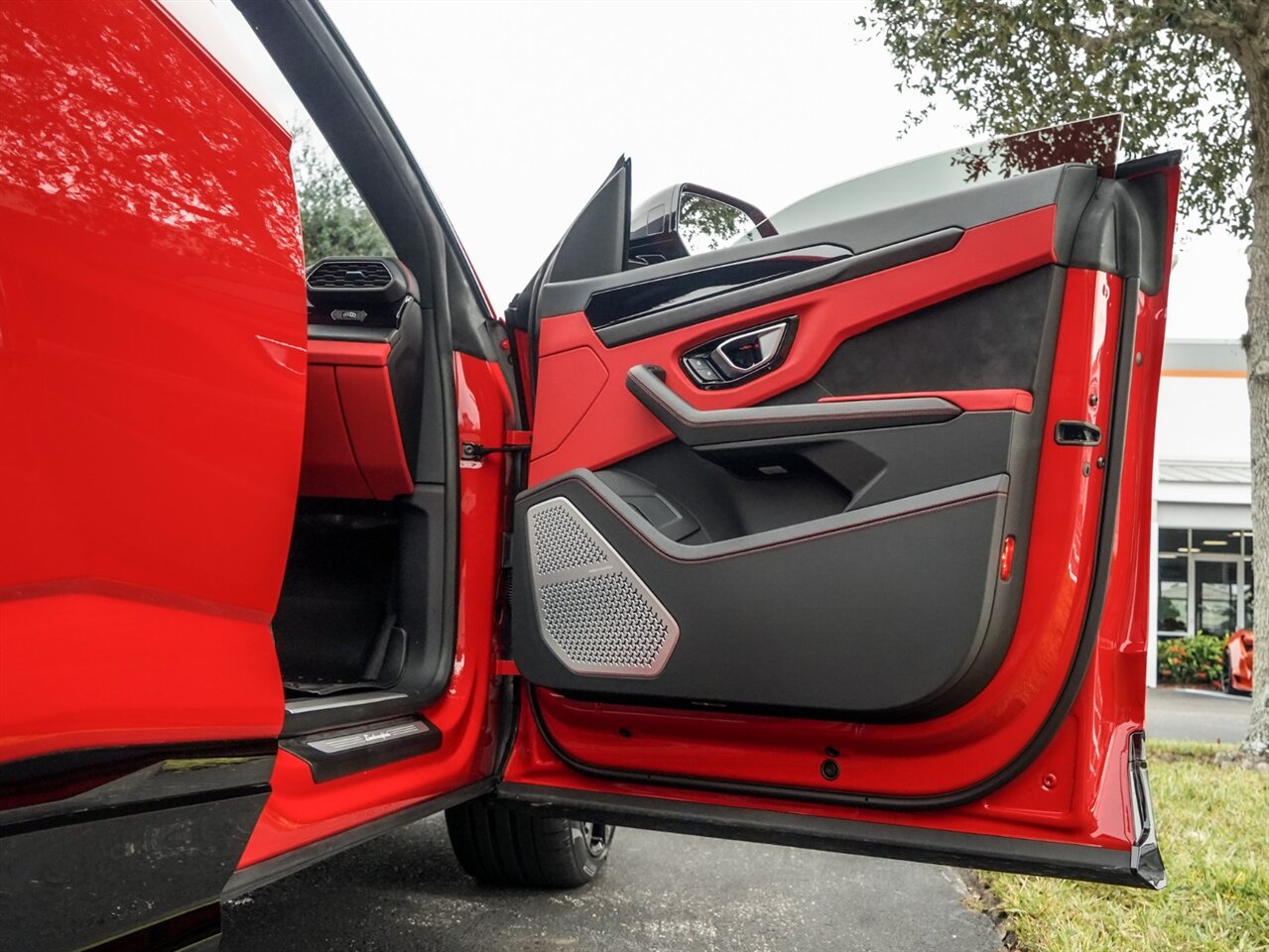 2022 Lamborghini Urus   - Photo 26 - Bonita Springs, FL 34134