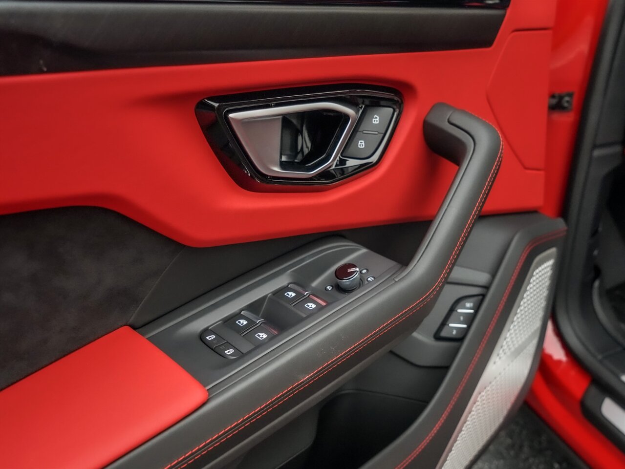 2022 Lamborghini Urus   - Photo 27 - Bonita Springs, FL 34134