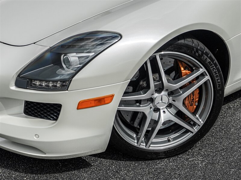 2012 Mercedes-Benz SLS AMG   - Photo 9 - Bonita Springs, FL 34134