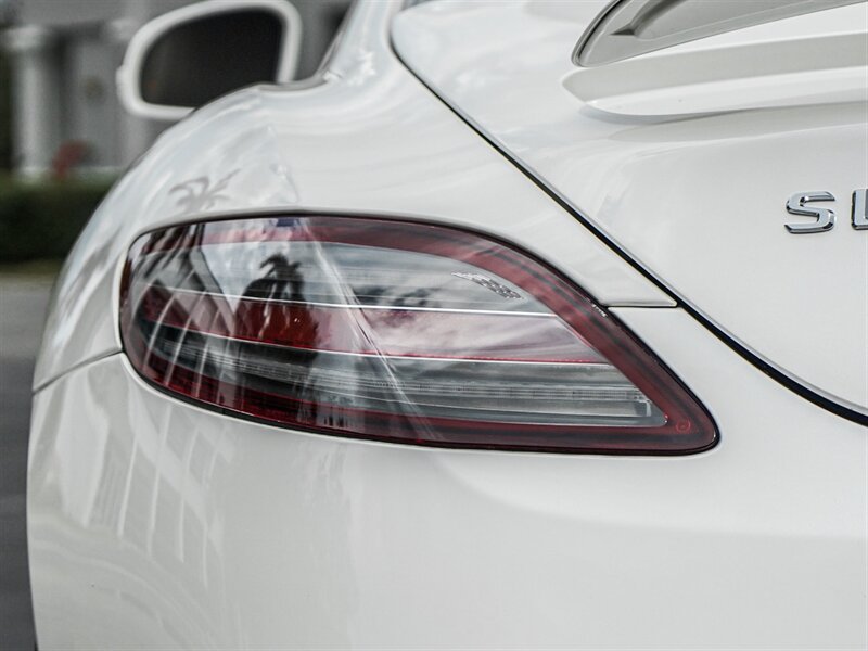 2012 Mercedes-Benz SLS AMG   - Photo 60 - Bonita Springs, FL 34134