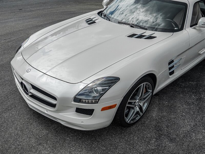 2012 Mercedes-Benz SLS AMG   - Photo 12 - Bonita Springs, FL 34134