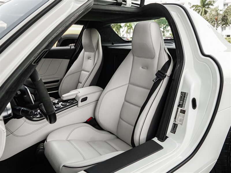 2012 Mercedes-Benz SLS AMG   - Photo 24 - Bonita Springs, FL 34134