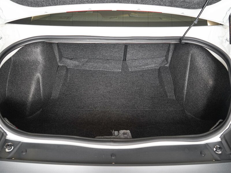 2013 Dodge Challenger SRT8 392   - Photo 44 - Bonita Springs, FL 34134