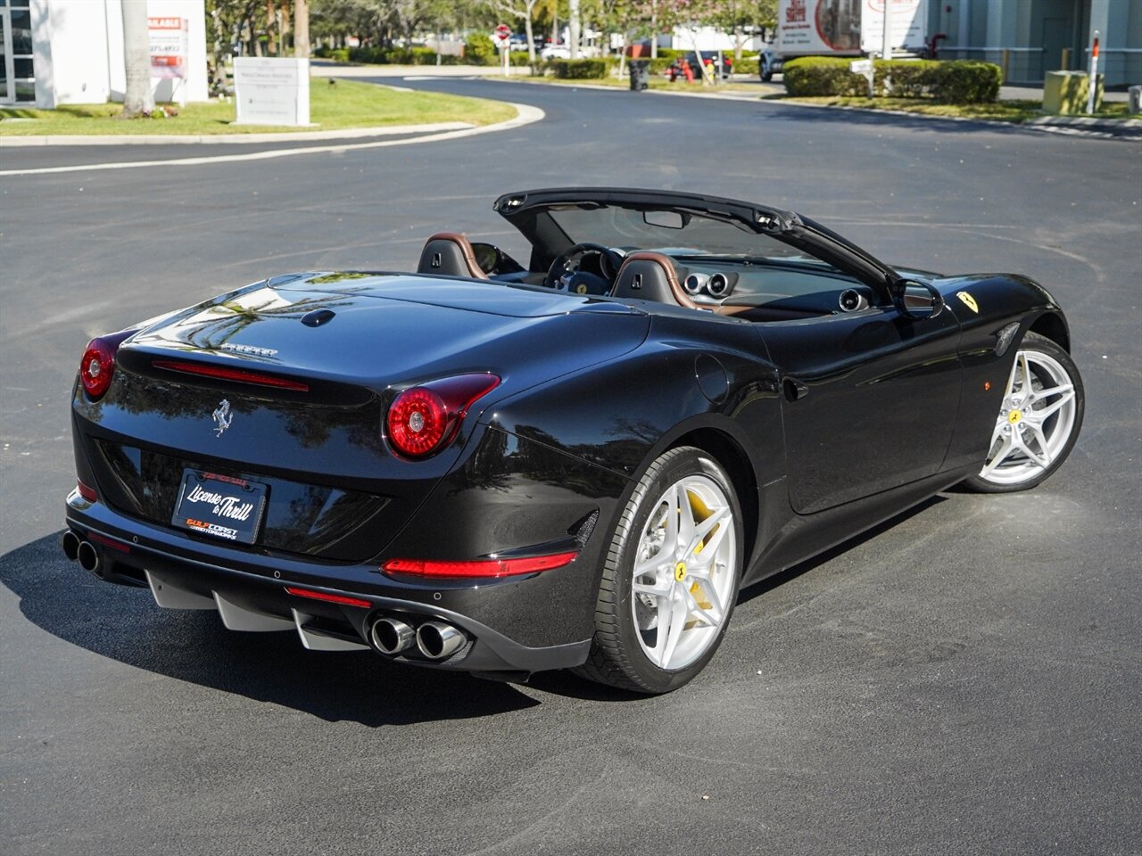 2015 Ferrari California T   - Photo 63 - Bonita Springs, FL 34134