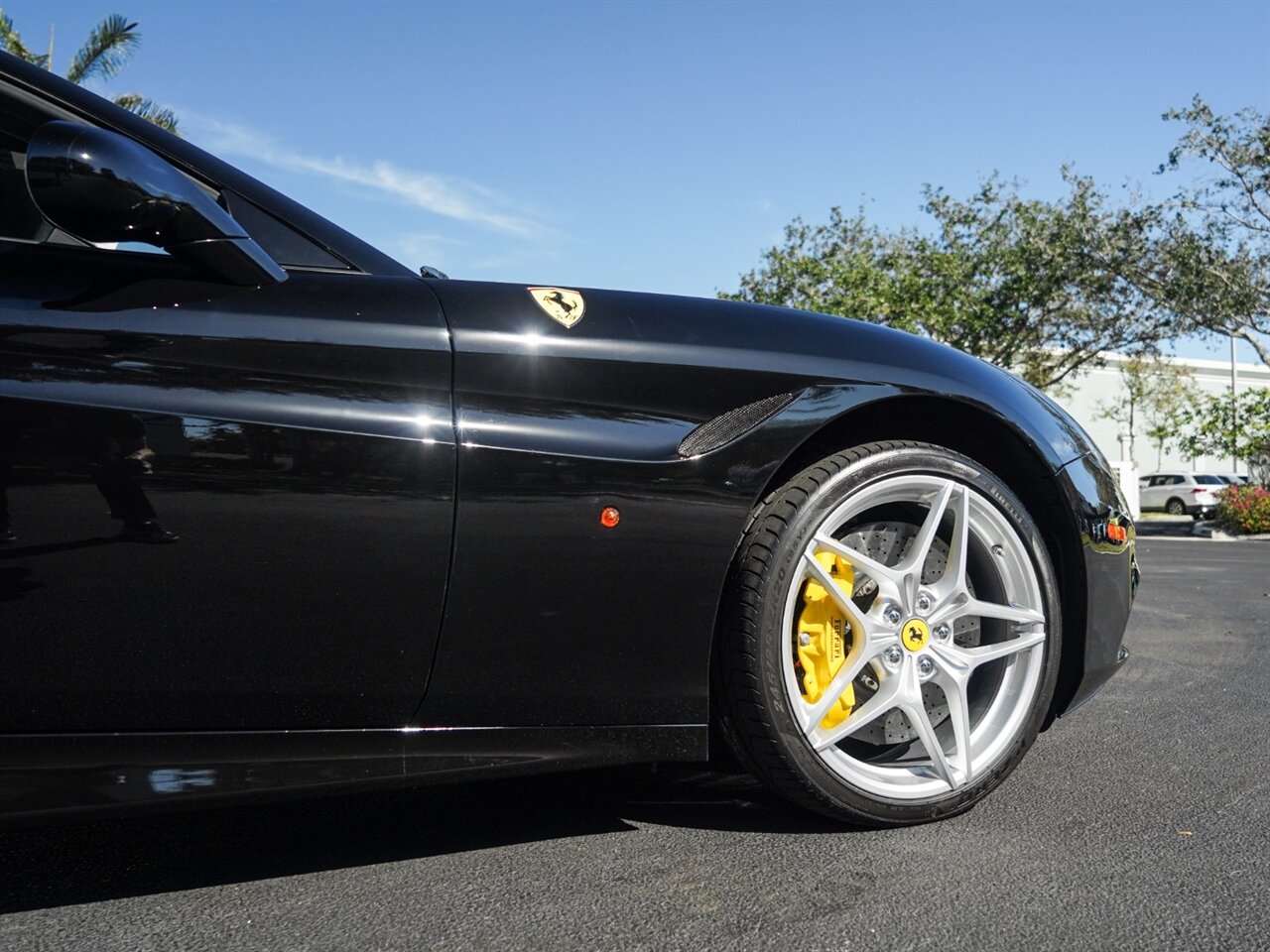 2015 Ferrari California T   - Photo 65 - Bonita Springs, FL 34134