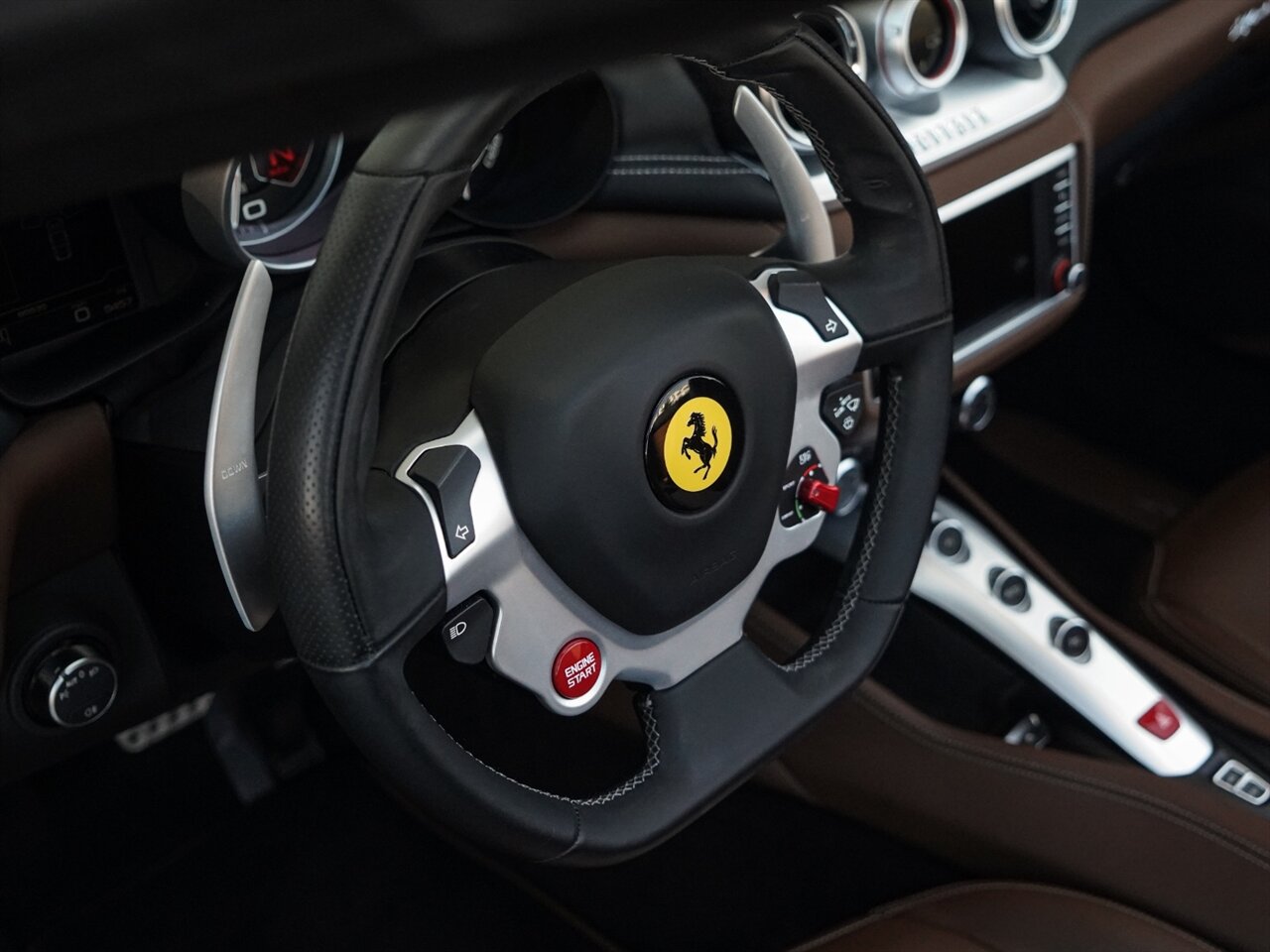 2015 Ferrari California T   - Photo 30 - Bonita Springs, FL 34134