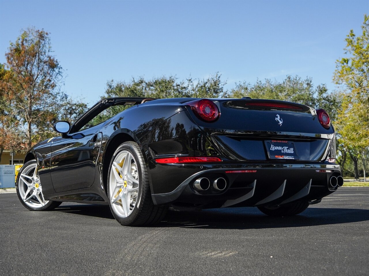 2015 Ferrari California T   - Photo 47 - Bonita Springs, FL 34134