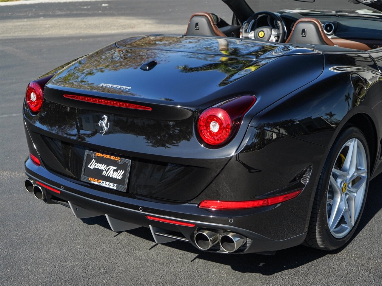 2015 Ferrari California T   - Photo 58 - Bonita Springs, FL 34134