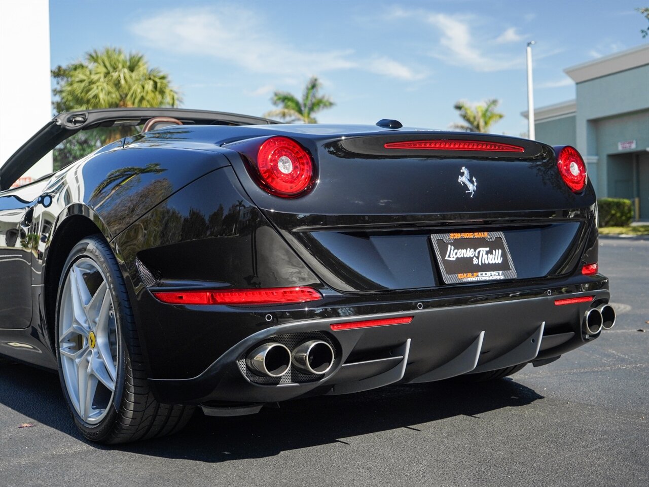 2015 Ferrari California T   - Photo 50 - Bonita Springs, FL 34134