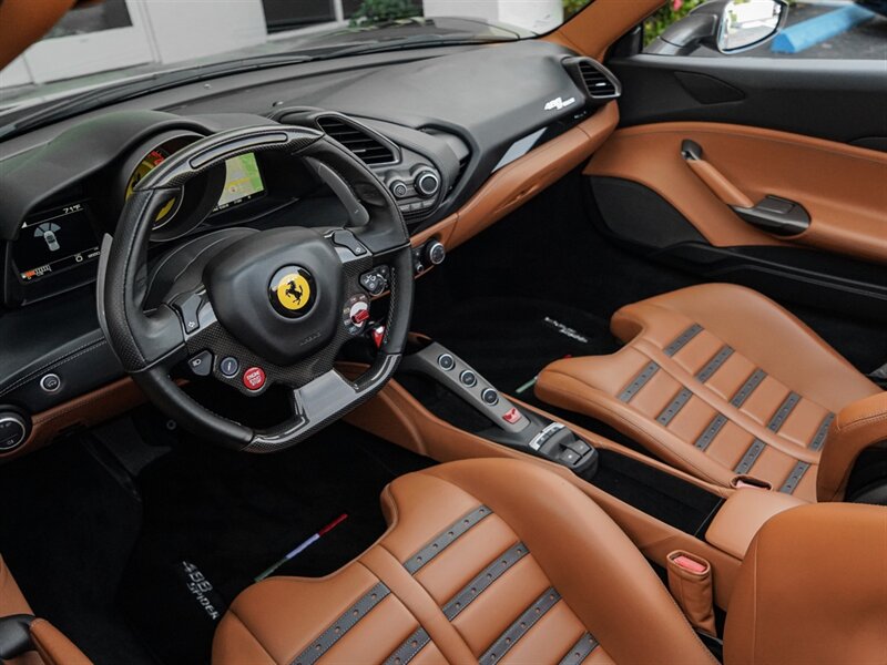 2018 Ferrari 488 Spider   - Photo 2 - Bonita Springs, FL 34134