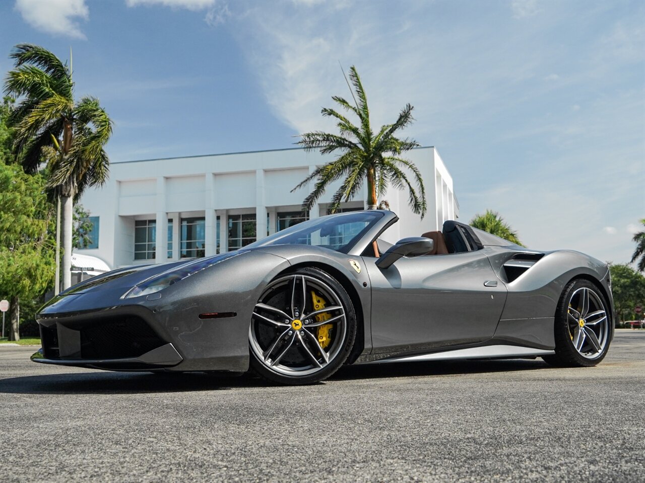 2018 Ferrari 488 Spider   - Photo 12 - Bonita Springs, FL 34134