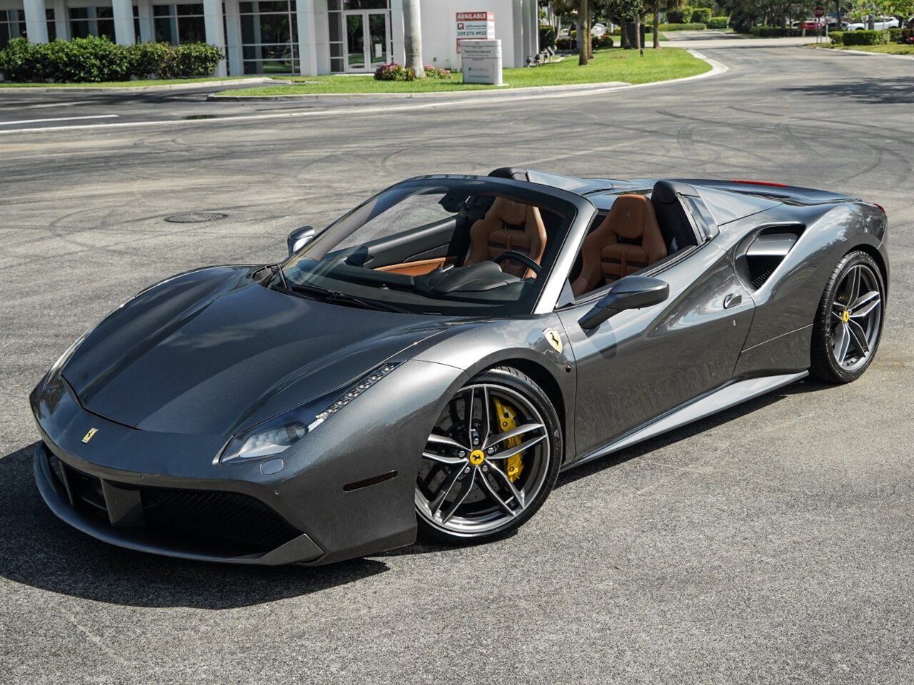 2018 Ferrari 488 Spider   - Photo 11 - Bonita Springs, FL 34134