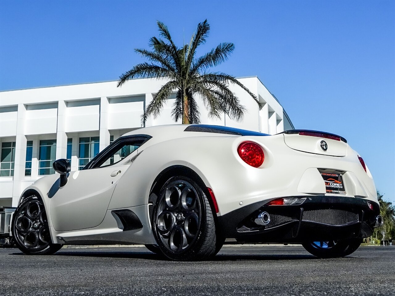 2015 Alfa Romeo 4C Launch Edition   - Photo 35 - Bonita Springs, FL 34134