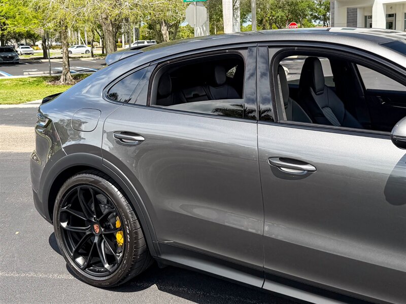 2026 Porsche Cayenne GTS Coupe   - Photo 70 - Bonita Springs, FL 34134