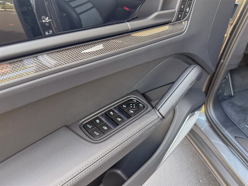 2026 Porsche Cayenne GTS Coupe   - Photo 26 - Bonita Springs, FL 34134