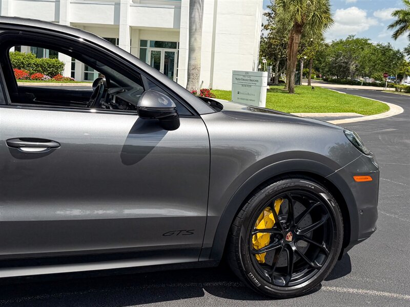 2026 Porsche Cayenne GTS Coupe   - Photo 71 - Bonita Springs, FL 34134