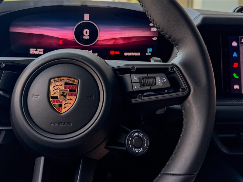 2026 Porsche Cayenne GTS Coupe   - Photo 37 - Bonita Springs, FL 34134