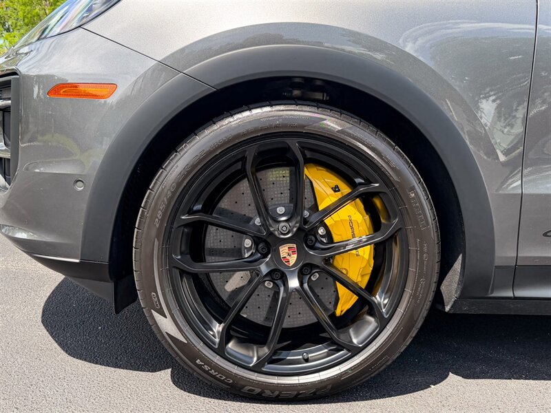 2026 Porsche Cayenne GTS Coupe   - Photo 49 - Bonita Springs, FL 34134