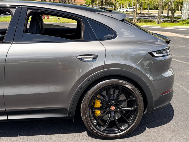 2026 Porsche Cayenne GTS Coupe   - Photo 51 - Bonita Springs, FL 34134