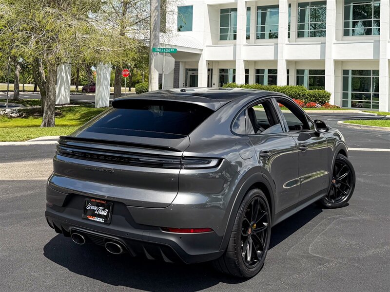 2026 Porsche Cayenne GTS Coupe   - Photo 68 - Bonita Springs, FL 34134